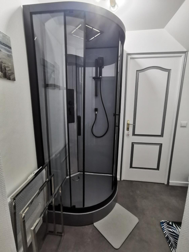 Bathroom 4, Agreable chambre d’hote a la campagne, Loir-et-Cher