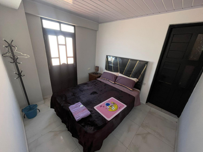 Bedroom 2, Hostal La Fortaleza, Oropeza