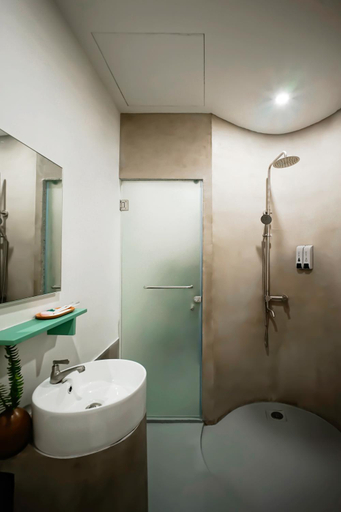 Bathroom 4, La Memoria Hotel - City Centre, District 1