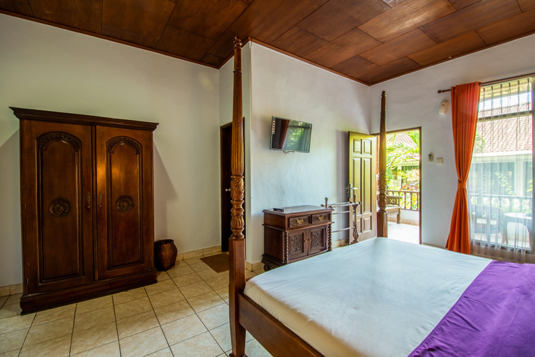 Bedroom 3, New Ananda Beach Hotel, Denpasar