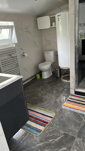 Others 4, Chambre confortable, Yvelines