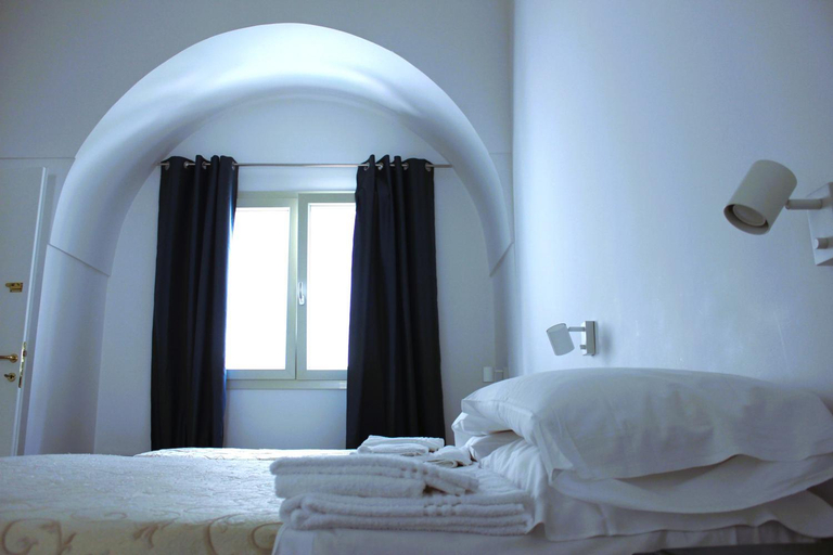 Others 3, B&B Iris, Taranto