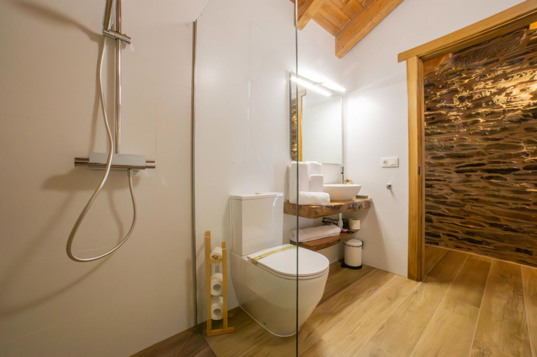 Bathroom 4, Apartamentos Lucio Rodinso, Lugo