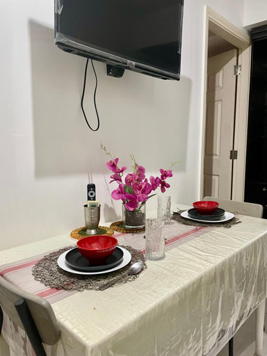 Others 3, Relax & Unwind 2 Bedrooms Suite Beach Near NAIA AIRPORT, Parañaque