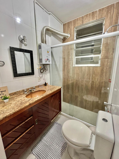 Bathroom 2, Ap Ilha tour - Flamengo, Rio de Janeiro