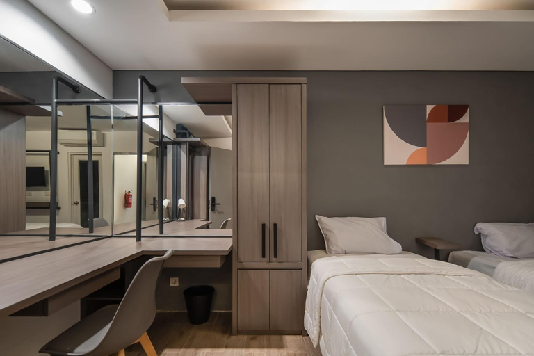 Bedroom 12