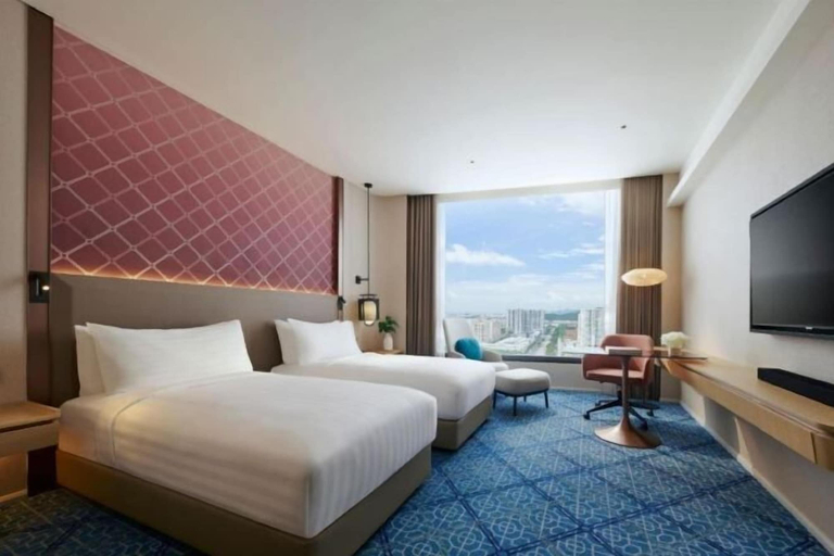 Bedroom 25