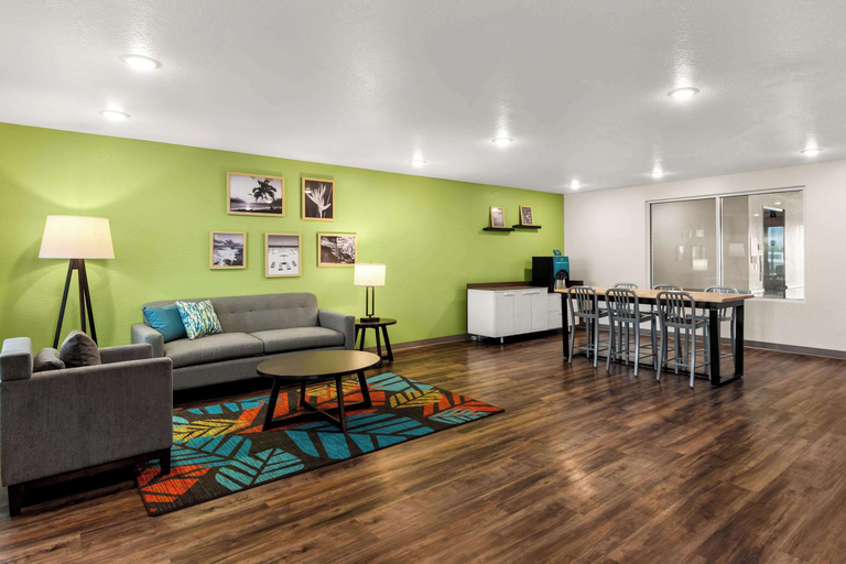 Public Area 2, WoodSpring Suites Port St. Lucie, Saint Lucie