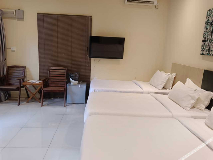 Bedroom 2, The Firefly Resort, Semporna