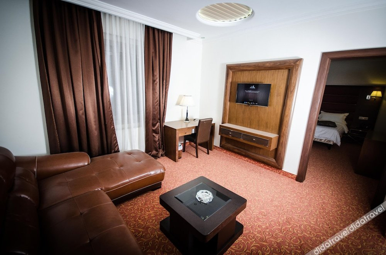 Others 4, Hotel Elbey Constantine, Constantine