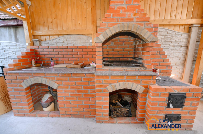 Others 3, Casa Alexander, Calimanesti
