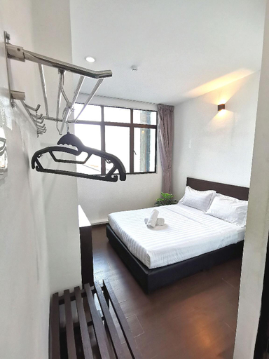 Bedroom 13