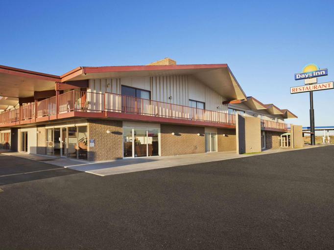Exterior & Views 1, SureStay by Best Western Chambers Petrified Forest, Apache