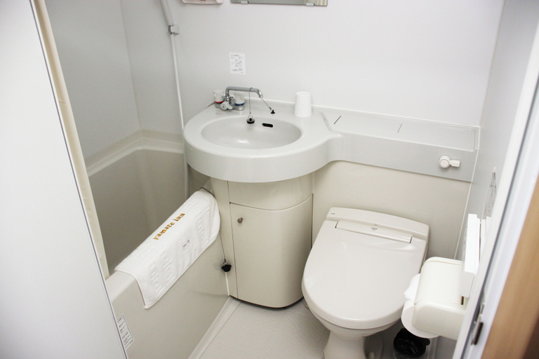 Bathroom 3, Business Hotel Yamate Inn, Kōfu