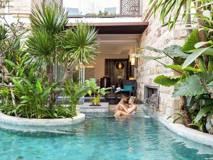 Swimming Pool 8