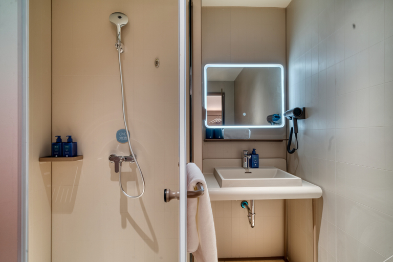 Bathroom 4, Hanting Hotel Jinan Changqing University Road, Jinan