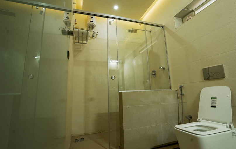 Bathroom 3, IRON BRIDGE COVE, Wayanad