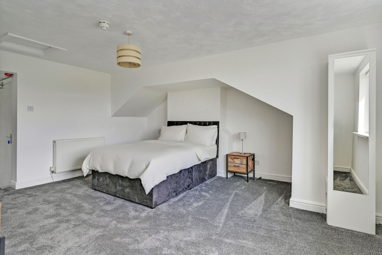 Bedroom 2, Albert View, Manchester