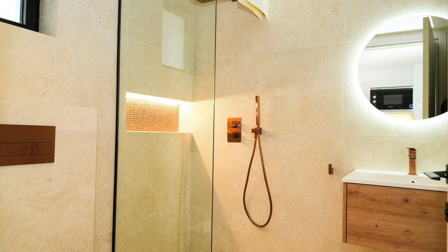 Bathroom 4, Sirena Bay Beach House And Luxury Suites
