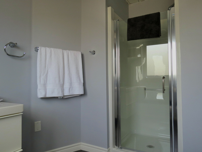 Bathroom 4, The Fourth Lock Bed & Breakfast, Halifax