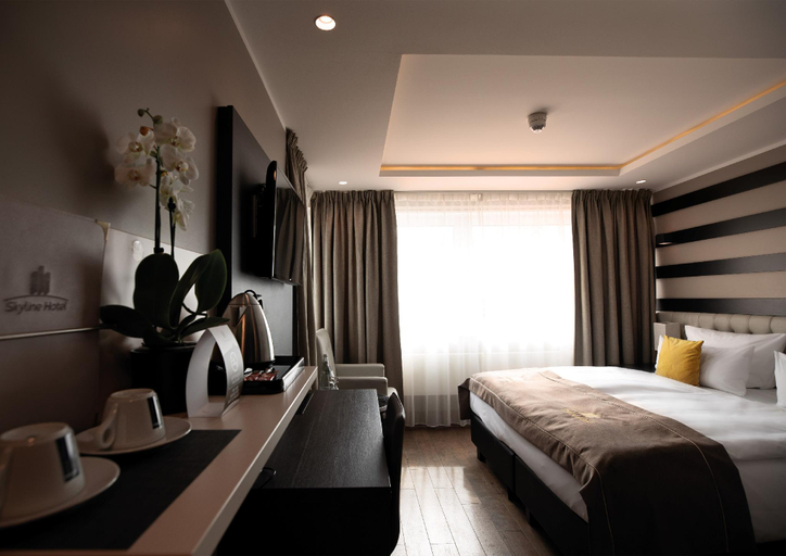 Bedroom 16