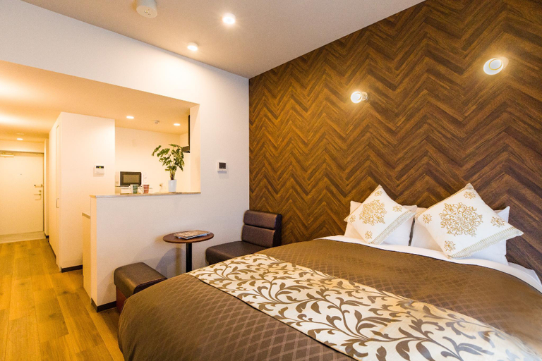 Bedroom 3, KAI Seragaki, Onna