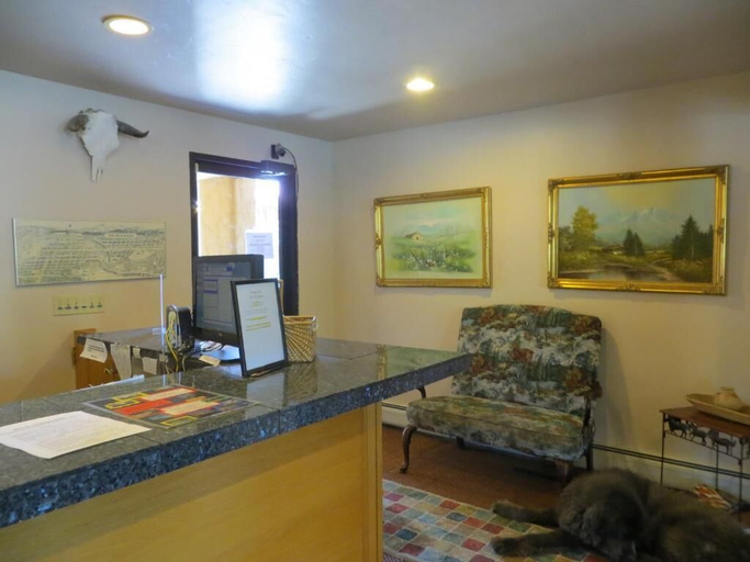 Public Area, Adobe Inn Durango, La Plata
