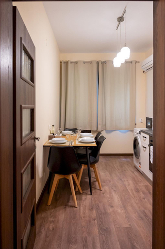 Others 4, Design 1BDR Apartment in Top Center - FREE PARKING, Stolichna