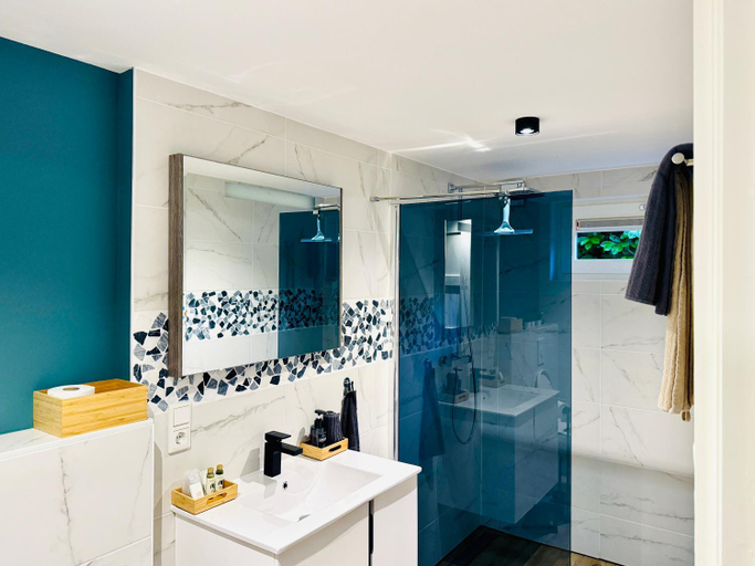 Bathroom 2, B&B Eekhoornpad, Tilburg