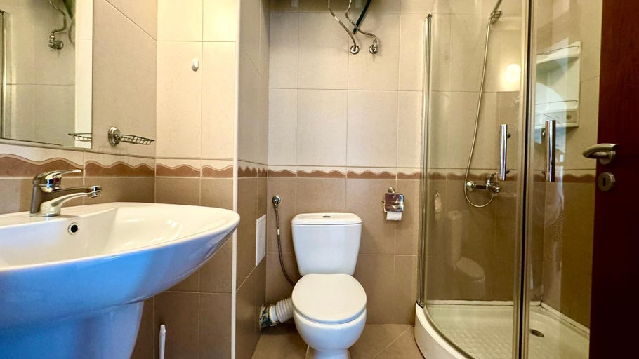 Bathroom 2, Bratanov Asteria Family, Nesebar
