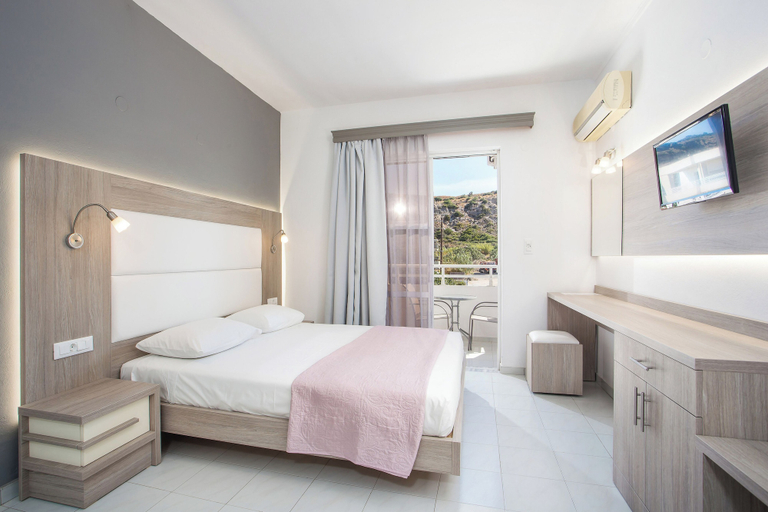 Bedroom 5, Maroula Studios, South Aegean