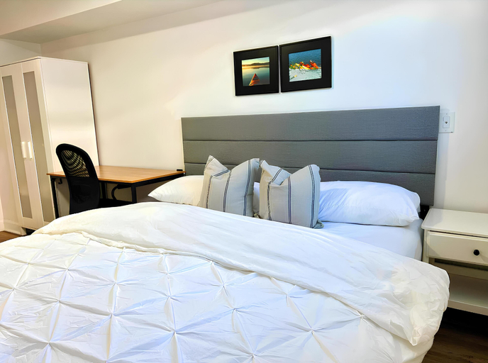 Bedroom 3, Cheerful And Modern, Ottawa