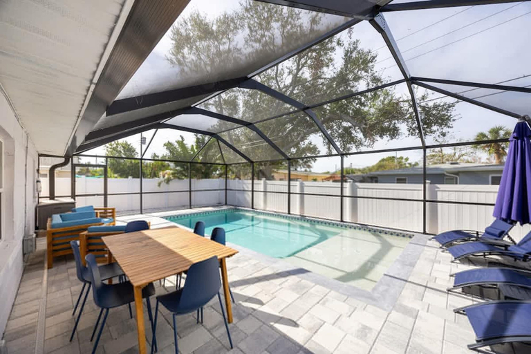 BBQ/picnic area, Fun Family-friendly Largo Home Heated Pool, Pinellas
