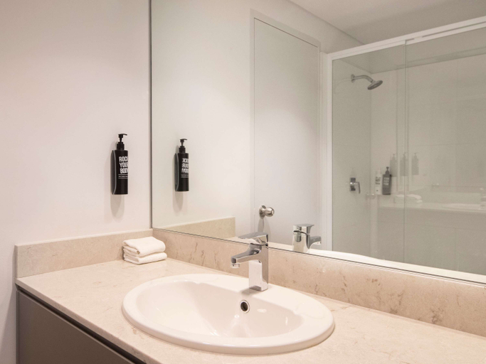 Bathroom 11