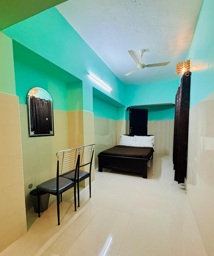 Others 5, Shalos Inn, Puducherry