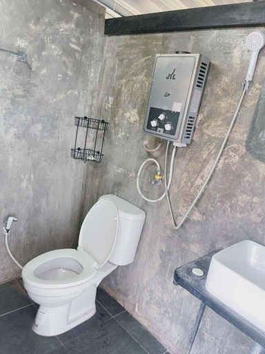 Bathroom, Phu Keb Tawan, Khao Kho