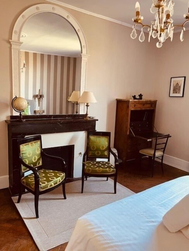 Bedroom 3, Le Manoir du Thouron, Tarn