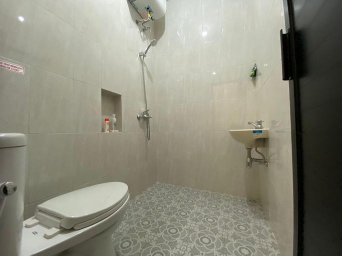 Bathroom 6