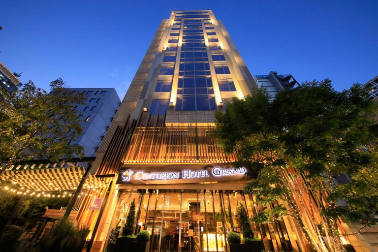 Exterior 12