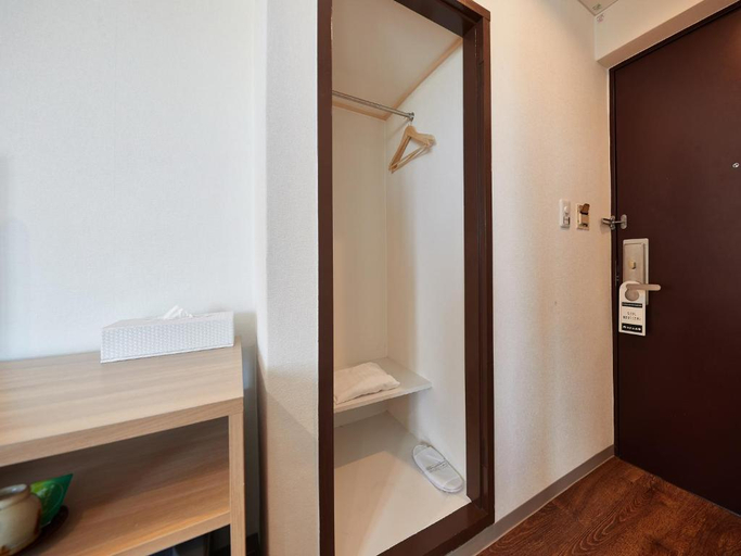 Bathroom 6