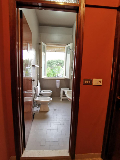 Bathroom 29
