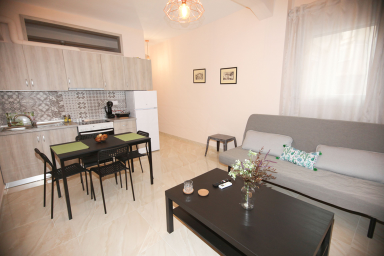 Others 5, G&M Luxury Studios, Central Macedonia