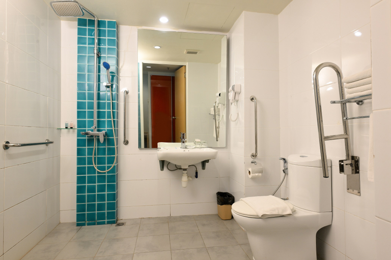 Bathroom 5