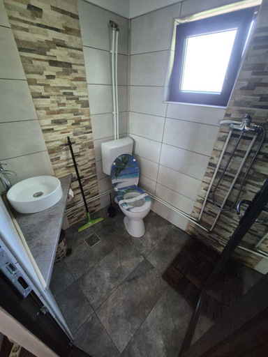 5, Vila Morena, Tuzla