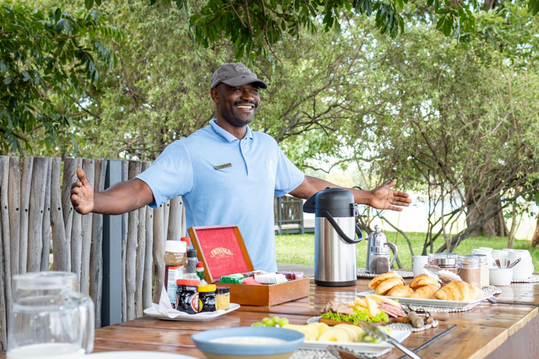 Food & Drinks 5, Chundu Island, Livingstone