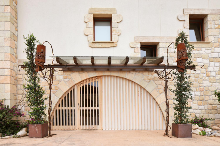 Entrance 2, OLIVI 1948, Guipúzcoa