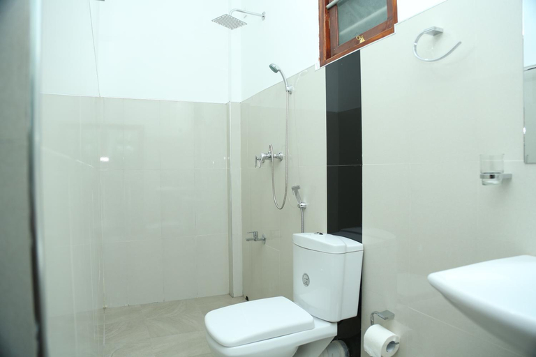 Bathroom 3, Holaa Mirissa, Weligama