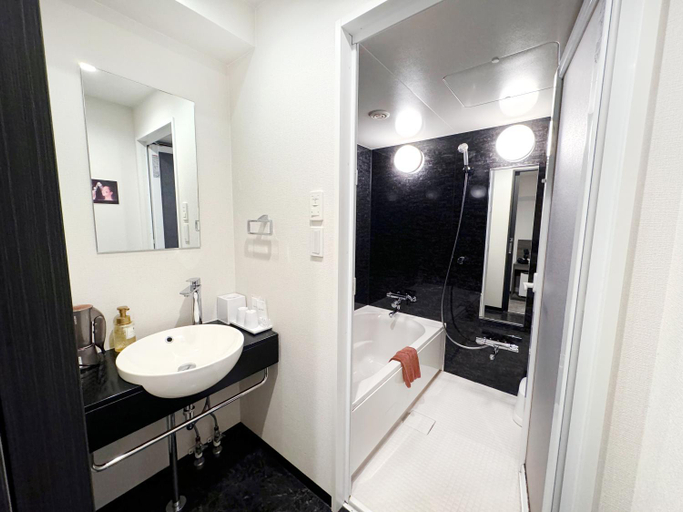Bathroom 3, RE HOTEL Umeda, Osaka
