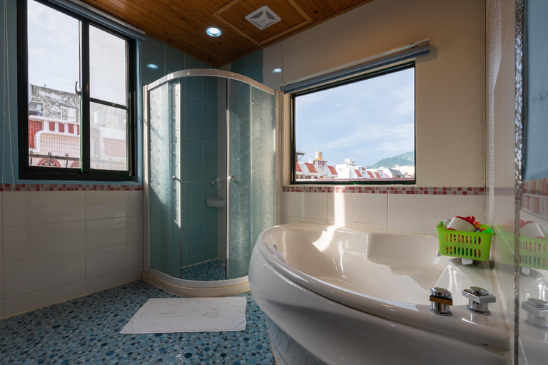 Bathroom 4, Happiness Space Inn, Pingtung
