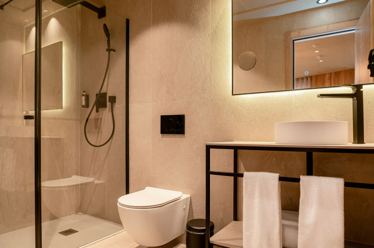 Bathroom 4, The Valentia Corretgería, Valencia